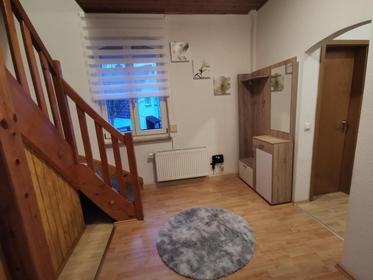 Sehr Schones 2 Zimmer Maisonnette Wohnung Ansbach Buitenkant foto